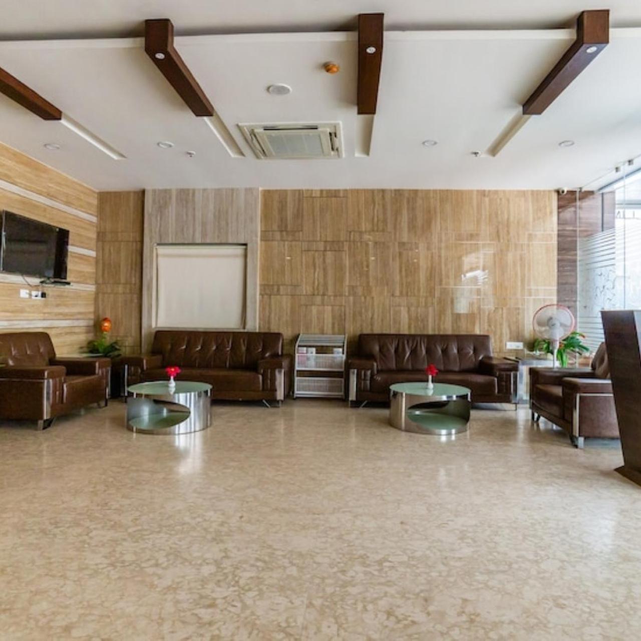 Hotel Svm Grand Medipally Haidarábád Kültér fotó
